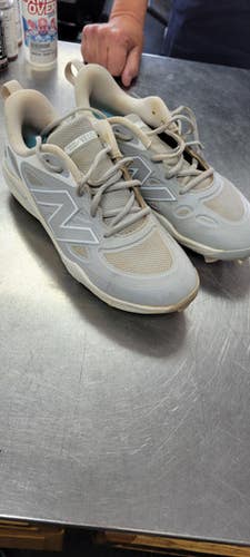 Used New Balance 8.5 BB/SB Cleats Grey Senior 8.5 11497-S000152814