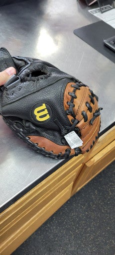 Used Wilson STAFF 700 32 3/4 BB/SB Catchers RH Throw Black 33" 11497-S000152812