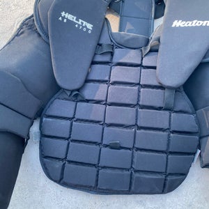 Senior Large Heaton Goalie Chest Protector (Used)