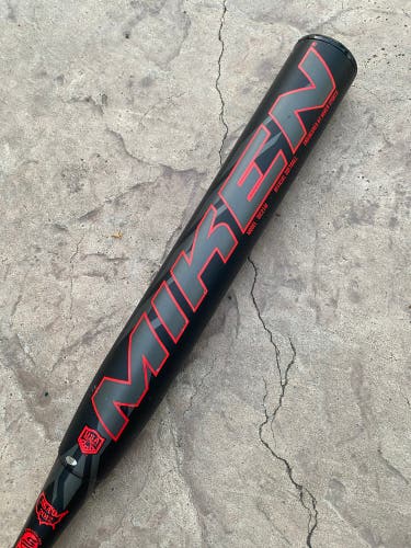 Black 2018 Miken Maniac Alloy Bat (-7) Alloy 27 oz 34" (Used)
