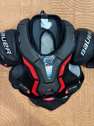 Medium Intermediate Bauer Vapor 3X Pro Shoulder Pads (Used)