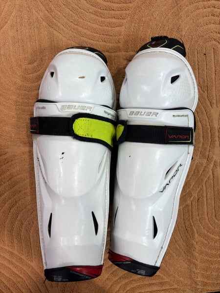 Junior Bauer Vapor 2x Shin Pads 11" (Used)