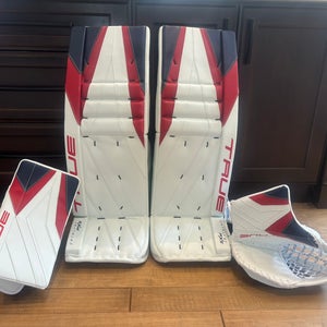 Brand New Pro Stock 34+2 True Catalyst PX5 Pro Goalie Pads & Gloves Set Merzlikins