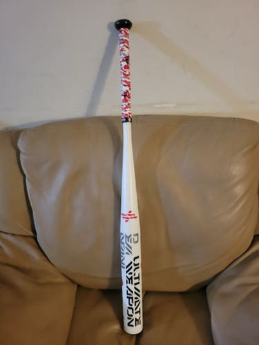 Demarini Ultimate Weapon Uwe-16 Slowpitch Softball Bat 34/28 Alloy