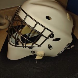 Senior Medium Sportmask X8 Goalie Mask (New)