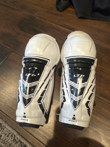 Youth CCM LTP 8" Shin Pads (Used)
