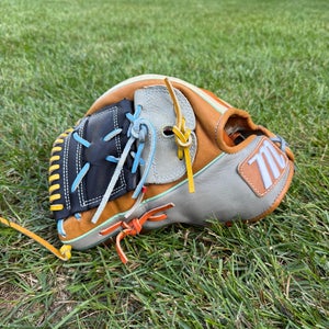 Marucci WildCard LH Pitcher's Baseball Glove 12" (Used)