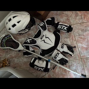 Lacrosse equipment full set - meets nocsae Youth Starter Kit (Used) youth small