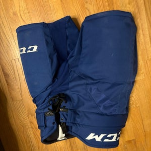 Men's Senior Medium CCM hp31 Hockey Pants Pro Stock (Used)