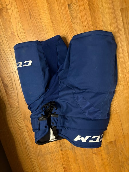 Men's Senior Medium CCM hp31 Hockey Pants Pro Stock (Used)