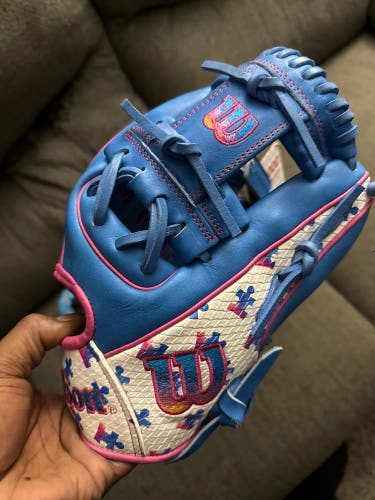 2024 Wilson A2000 1786 RH Infield Baseball Glove 11.5" (New)
