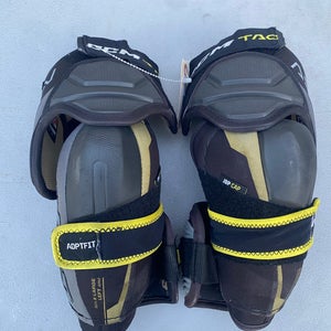 Senior Extra Large CCM Tacks AS-V Elbow Pads (Used)