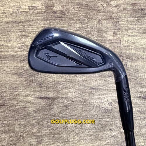 New- 4 Iron- Mizuno JPX 925 Hot Metal Black / KBS, Stiff Flex (2396)
