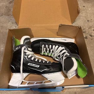 Bauer XLS Hockey Skates Regular Width 9 (Used)