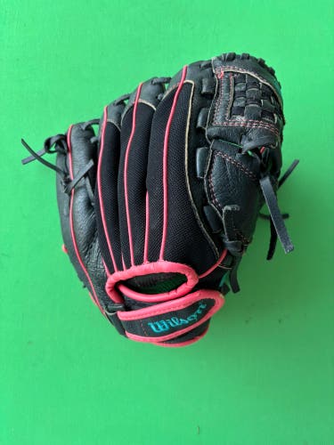 Black Wilson Flash RH Softball Glove 11.5"
