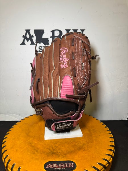 (4)Rawlings RH Softball Gloves (Used) see photos