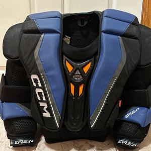 Large 2023 CCM EFLEX 6 Goalie Chest Protector (Used)