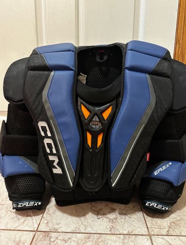 Large 2023 CCM EFLEX 6 Goalie Chest Protector (Used)