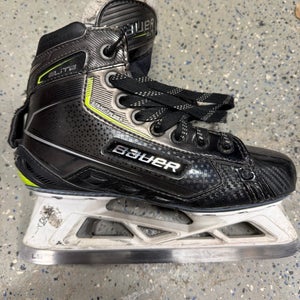JUNIOR SIZE 3.5 BAUER ELITE ICE HOCKEY GOALIE SKATES