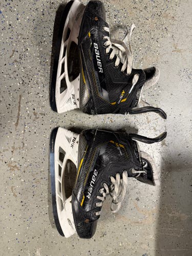 Bauer Supreme M5 Pro Hockey Skates 8.5 + Extra Ti Steel