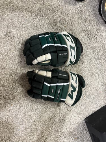 CCM HG4PRO Gloves 14" Pro Stock (Used)