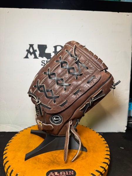 (2) Nike Diamond Ready RH Baseball Gloves (Used)