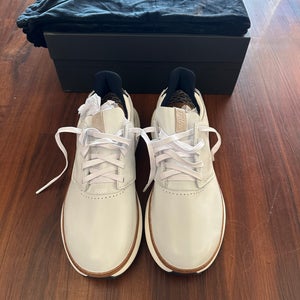 Men's Size M 11.0 (W 12.0) True Golf Shoes (New, never worn) Lux Maven