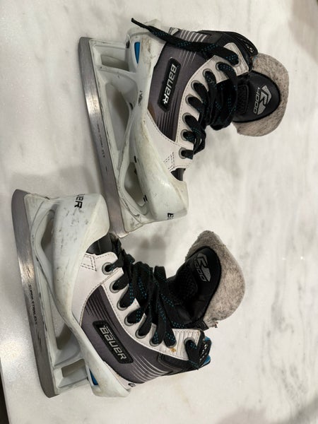 Bauer Reactor Hockey Skates Regular Width Size 1.5 (Used)