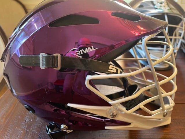 Schutt Rival Helmet (Used)