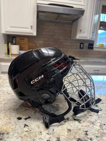 Youth CCM Tacks 70 Helmet (Used)