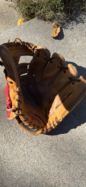 Mizuno Classic Pro RH Infield Baseball Glove 11.25" (Used)