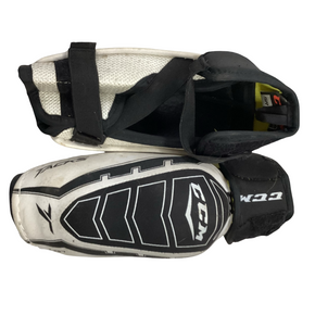 Used CCM TACKS 1052 Senior Elbow Pads MD 11613-S000169462
