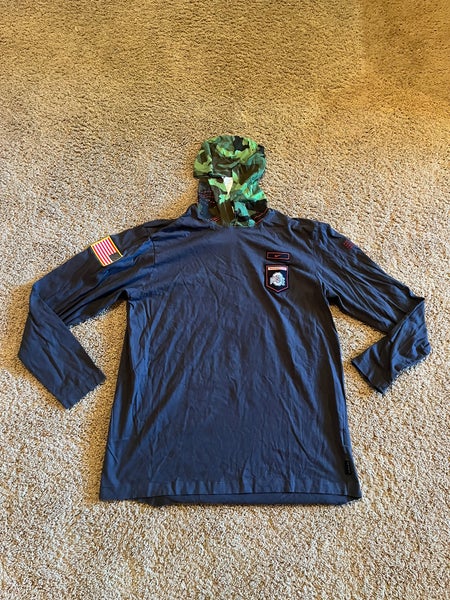 *Rare Ohio State On-Field Military Appreciation Hooded Long Sleeve Shirt (Size Large)
