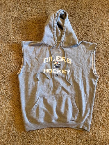 Edmonton Oilers team issued sleeveless hoodie