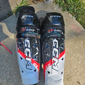 Senior CCM Jetspeed FT680 15" Shin Pads (Used)