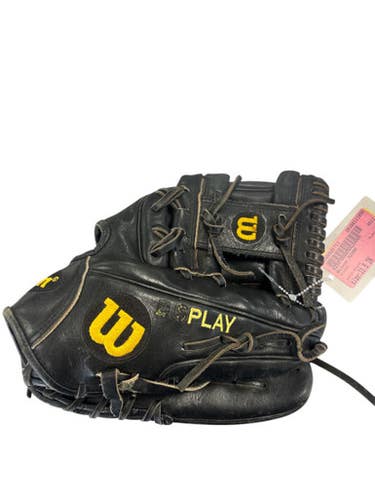 Used Wilson A2000 BB/SB Glove RH Throw Black 11 1/2" 11850-S000021711