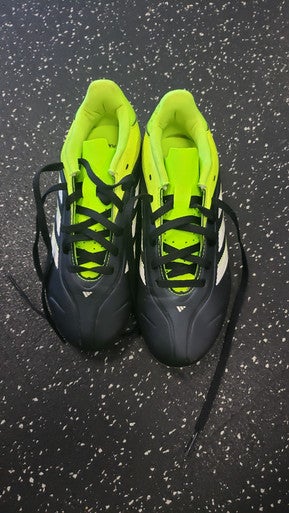 Used Adidas Soccer Cleats Kelly green Junior 03 11849-S000032553