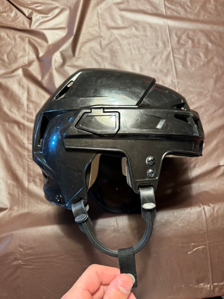 Medium CCM Vector V08 Helmet (Used)