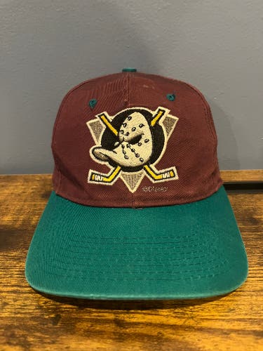 Vintage Anaheim Mighty Ducks hat