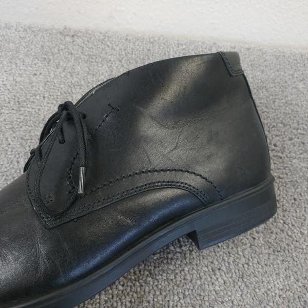 Ecco Melbourne Boots Mens Size 11 Black Leather Chukka Plain 