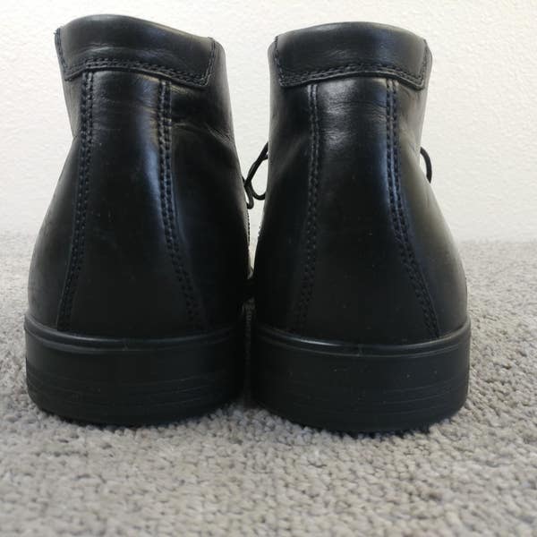 Ecco Melbourne Boots Mens Size 11 Black Leather Chukka Plain  display picture 2