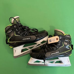 Senior Bauer GSX Hockey Goalie Skates Regular Width 10.5 (Used)