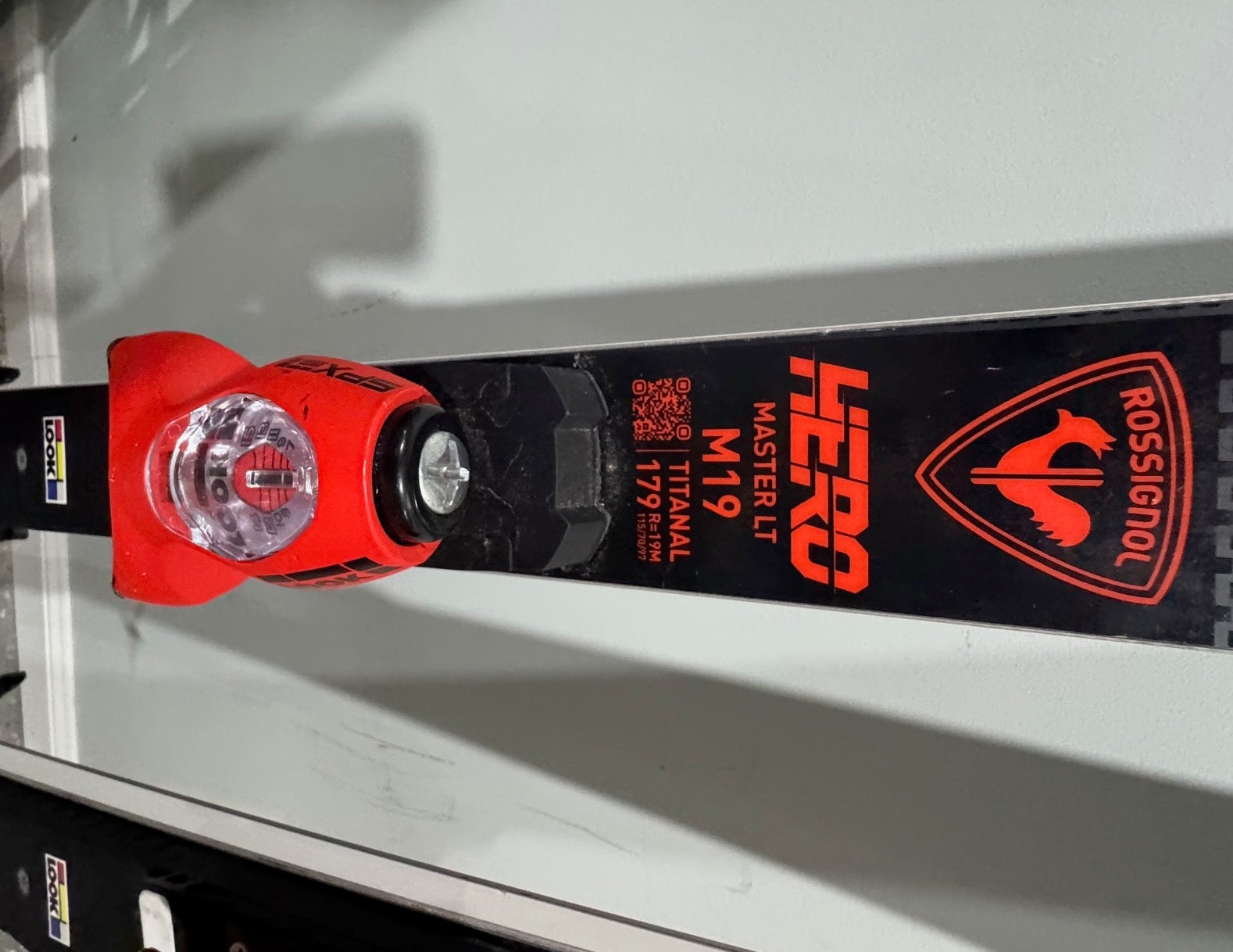2024 Rossignol Hero Master LT Skis w/ SPX 15 Rockerace bindings 