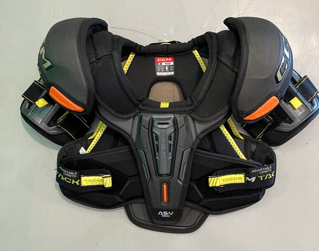 Medium Junior CCM Tacks AS-V Pro Shoulder Pads (Used)