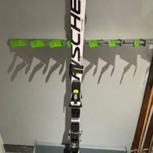 Racing 180 cm Fischer RC4 World Cup GS Skis With Bindings Max Din 16 (Used)