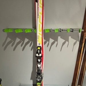 Racing 196 cm Fischer Fischer World Cup SG Skis With Bindings Max Din 17 (Used)