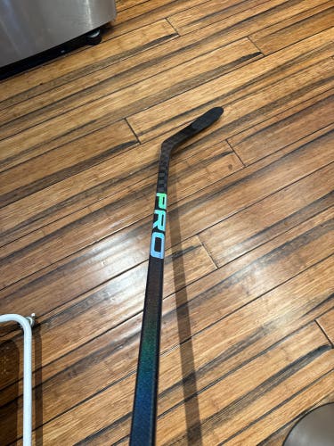 Senior PRO Red Line Right Handed Hockey Stick Pro Stock (New)
