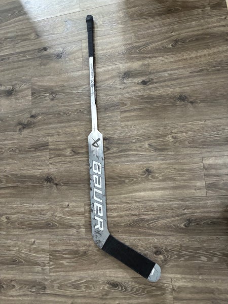 Intermediate Bauer Vapor X5 Pro Regular Goalie Stick 23" (Used)