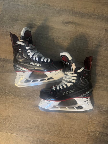 Bauer Vapor X2.7 Hockey Skates Regular Width 6.5 (Used)