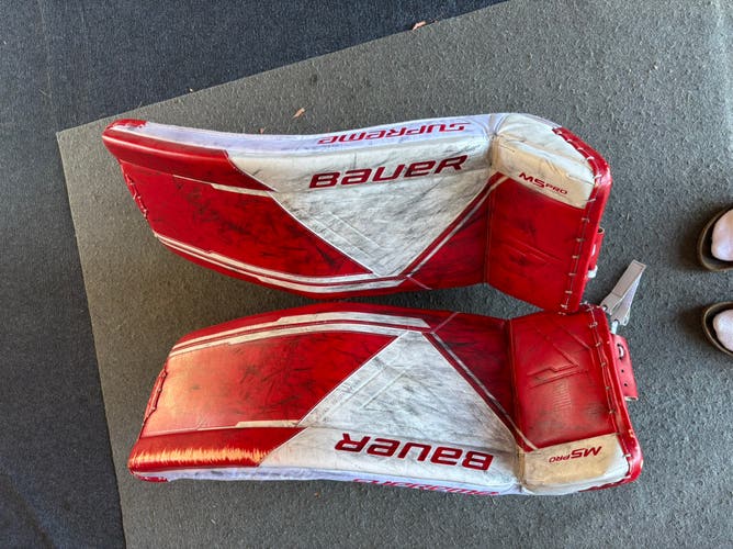 Small 2023 Bauer Supreme M5 Pro Goalie Leg Pads (Used)